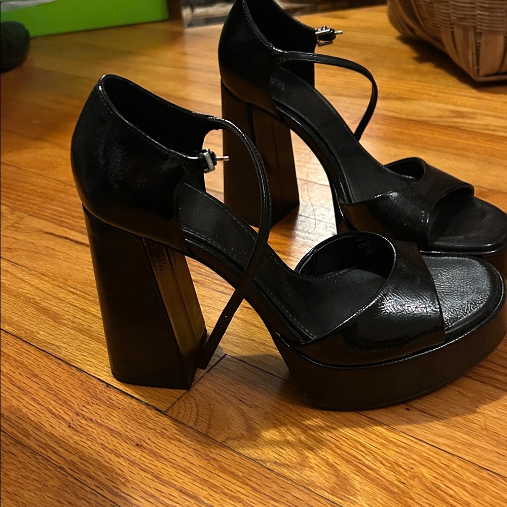 Zara Women's Black Platform Heels- Sz 8 - Picture 2 of 4